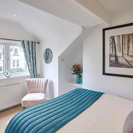 The Granville - Delightful 2-bed Victorian Χαρογκέιτ